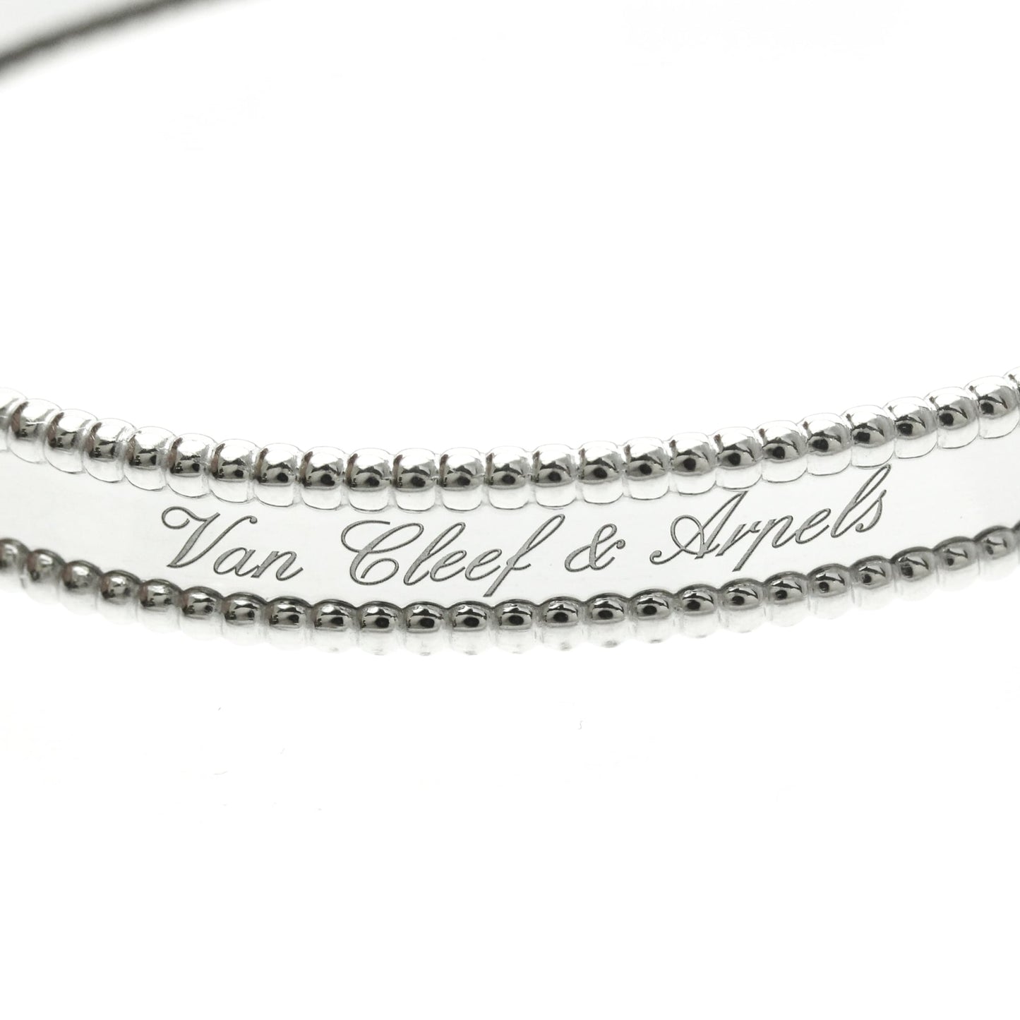 Van Cleef & Arpels Perle Signature · 18K