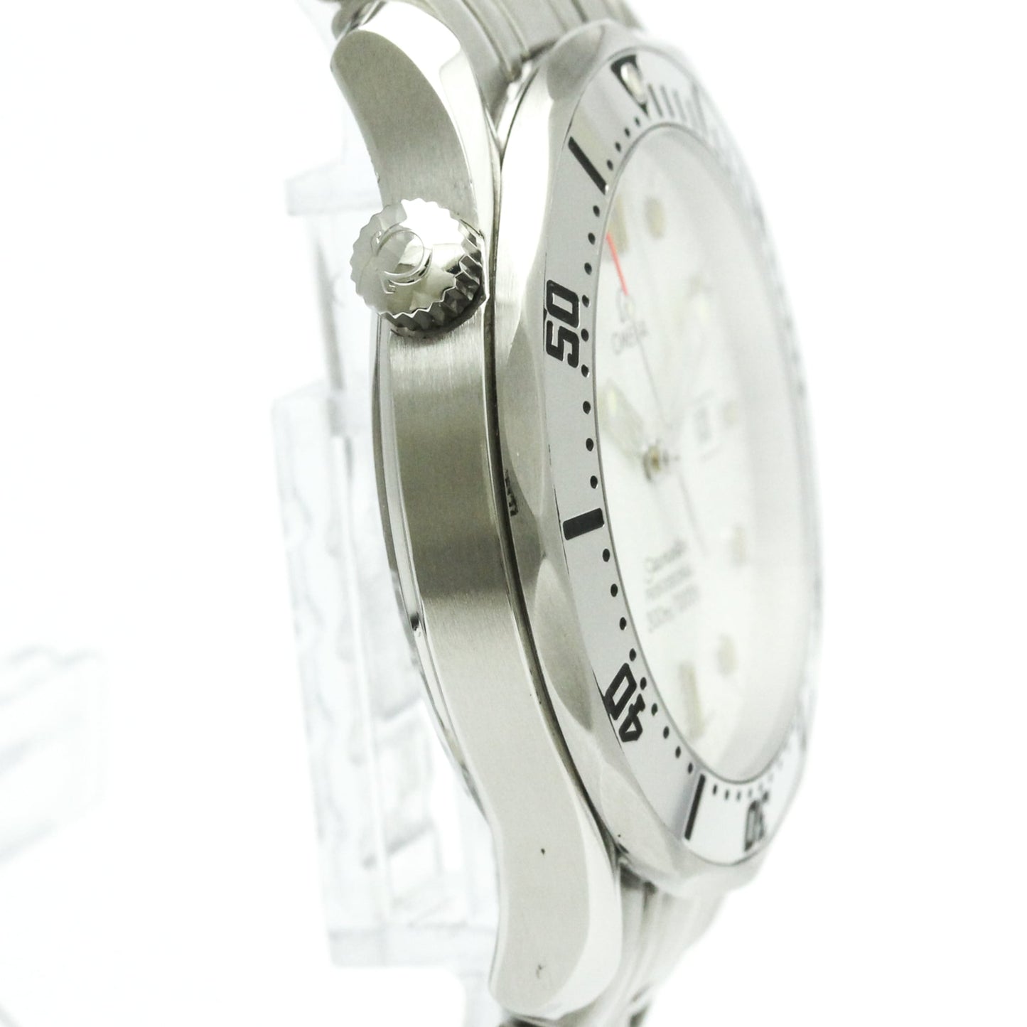 Omega Seamaster Professional 300M · Steel