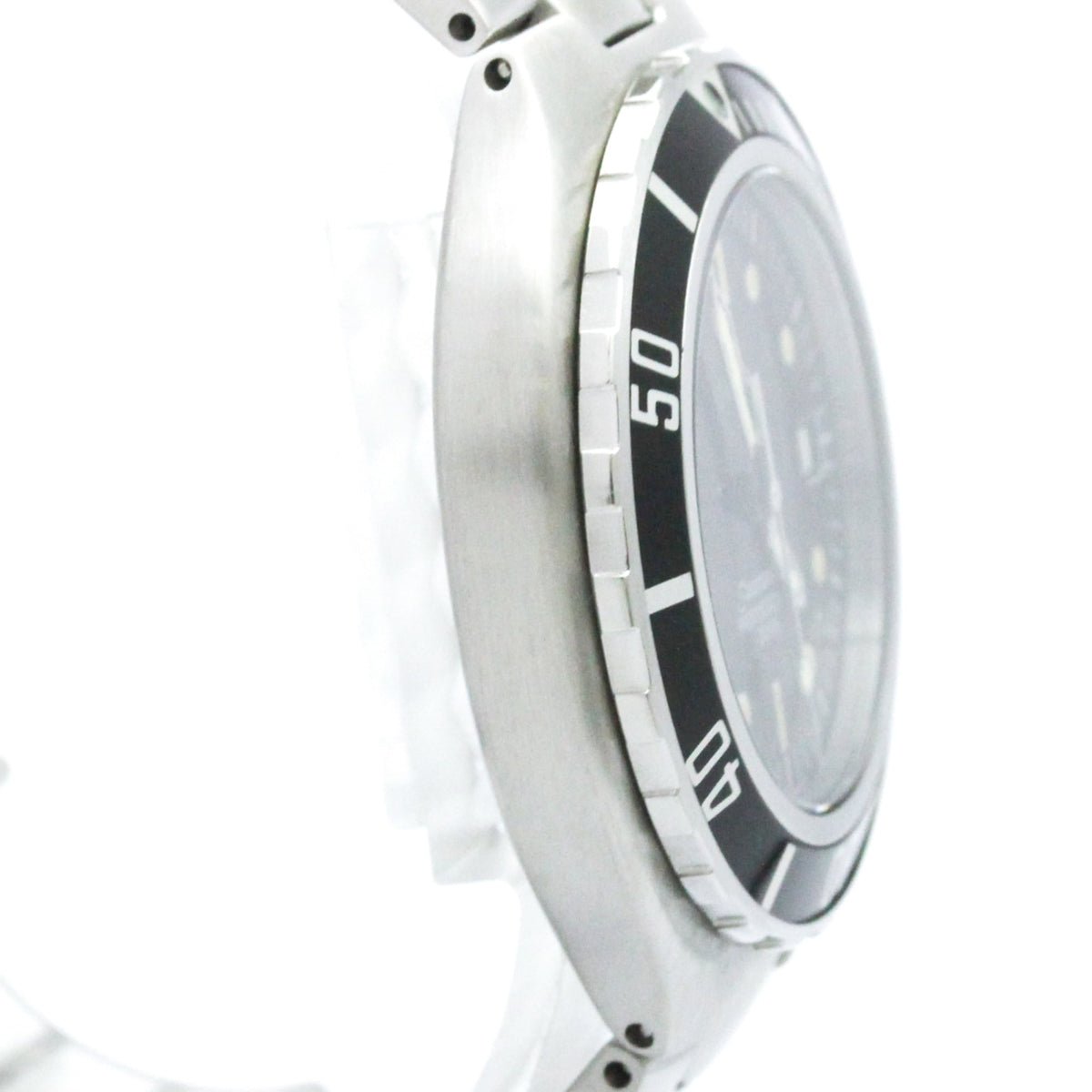 Omega Seamaster Professional 200M · Quartz