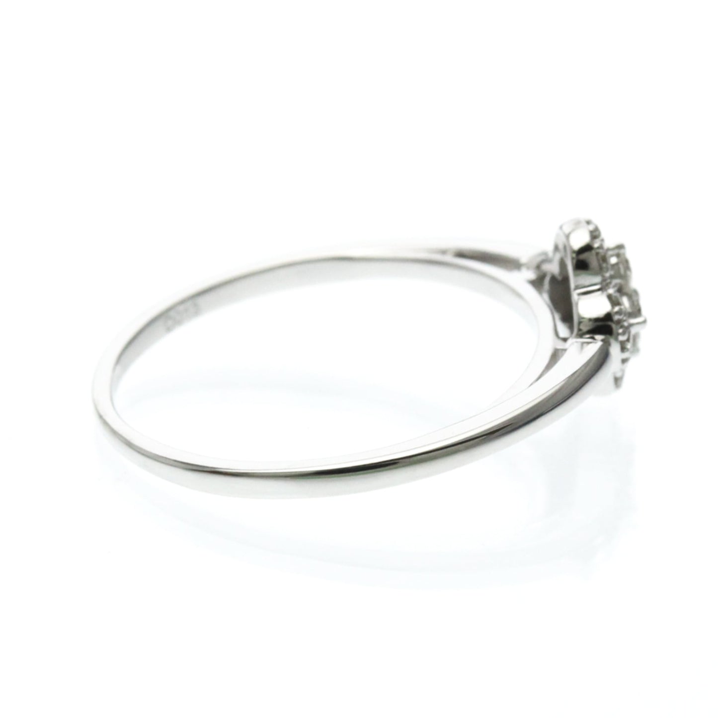 Vendome Aoyama Clover Diamond · 18K White Gold