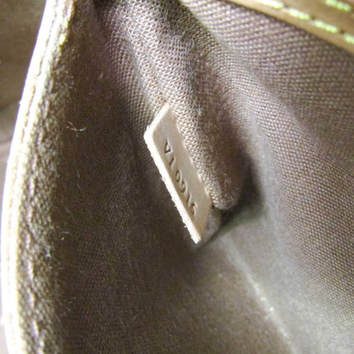 Louis Vuitton Alma · Monogram