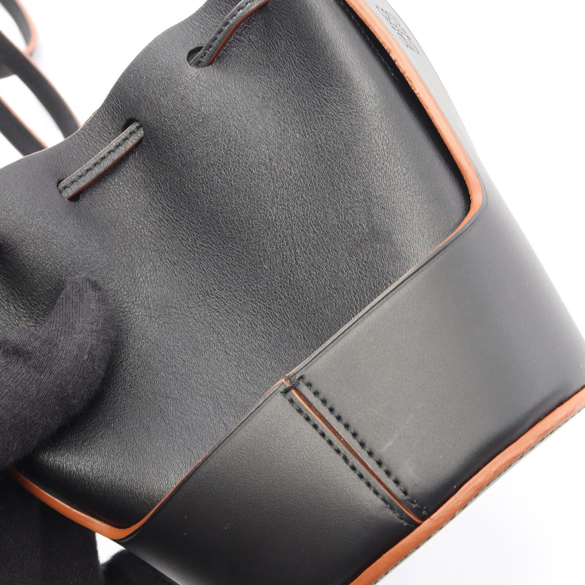Loewe Balloon Bag Nano · Leather