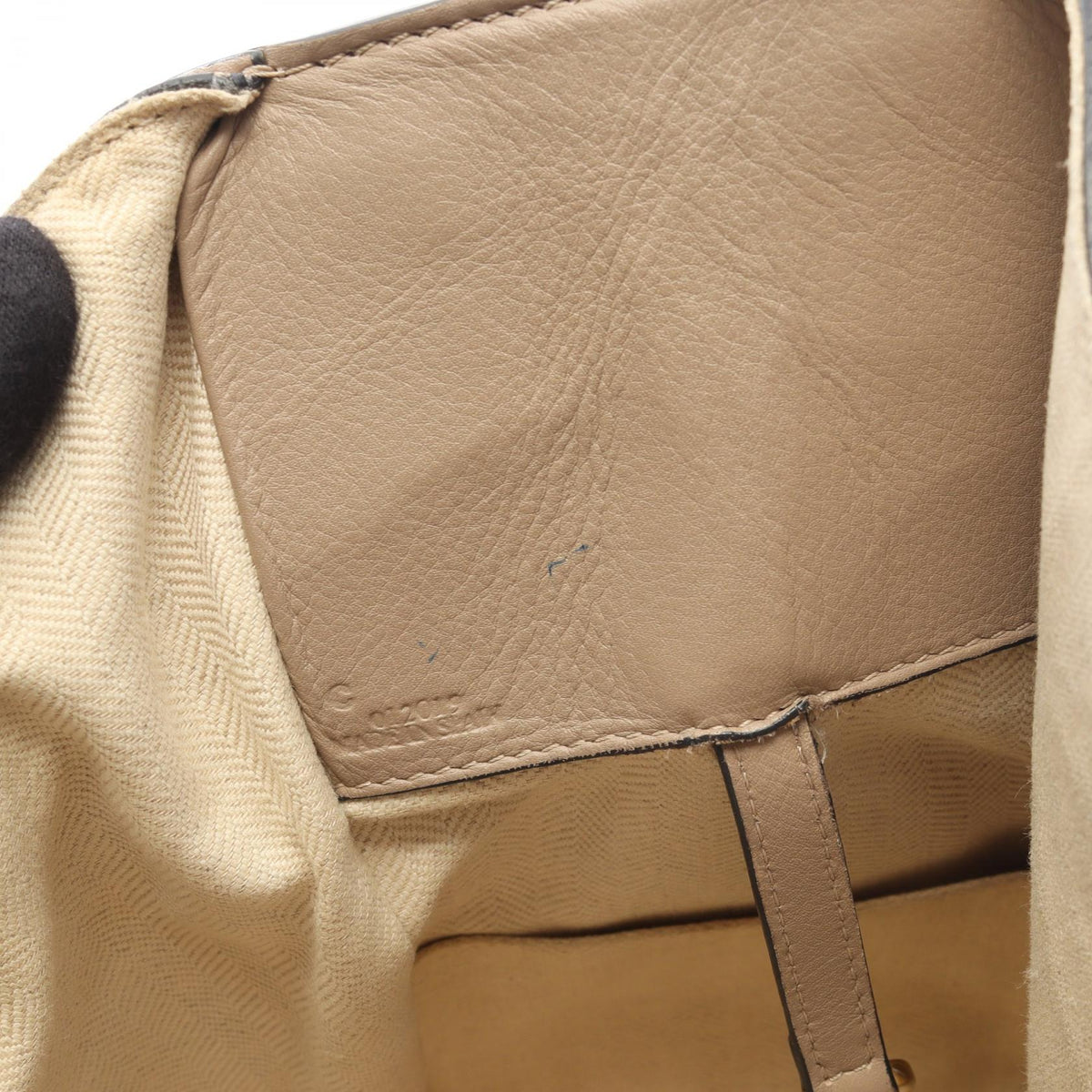 Loewe Hammock Small · Leather