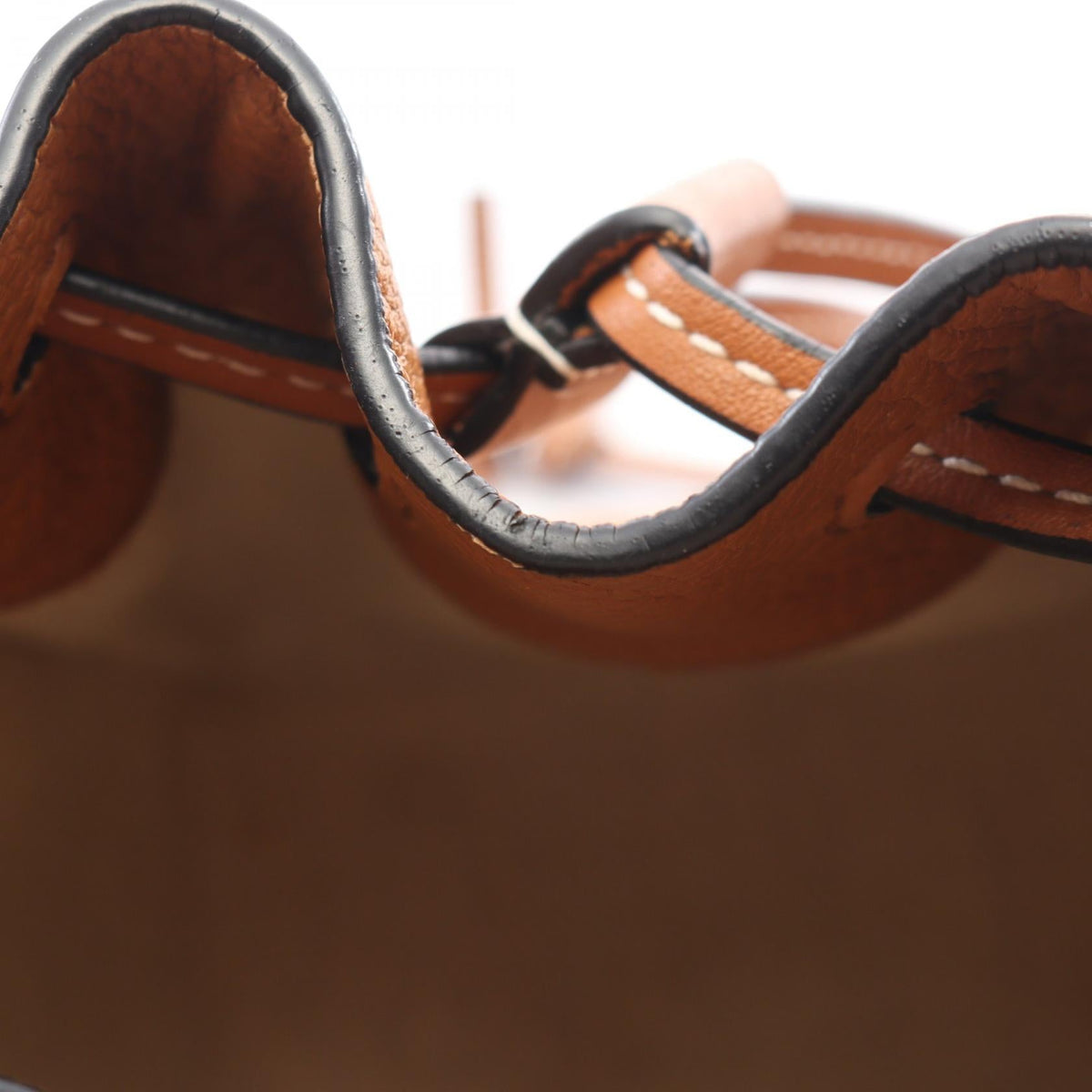 Loewe Hammock Mini · Leather