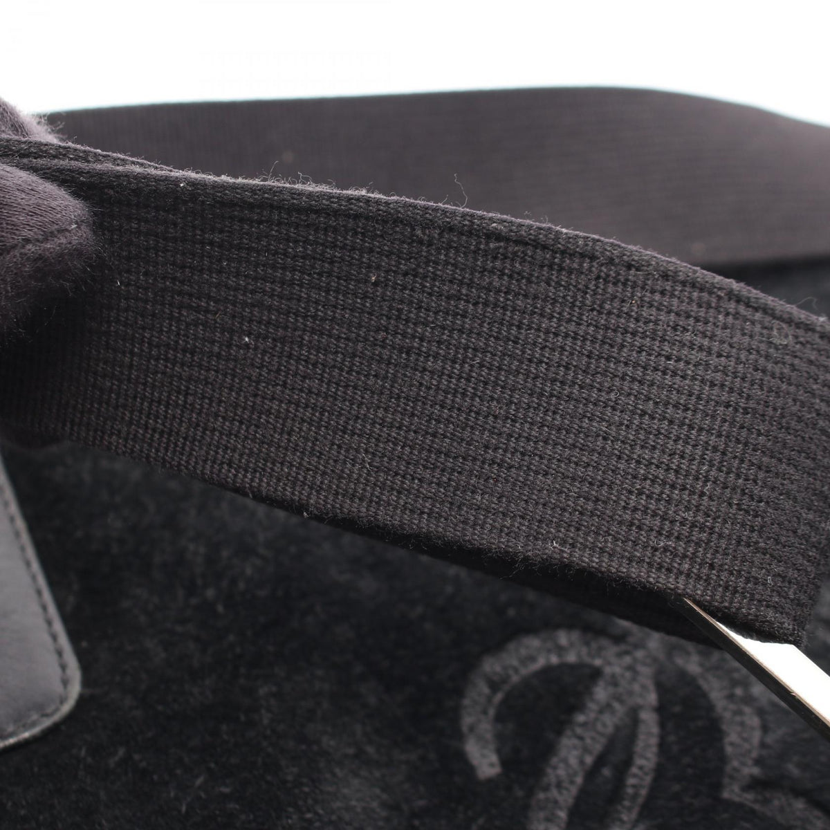 Loewe Anagram · Leather Shoulder Bag