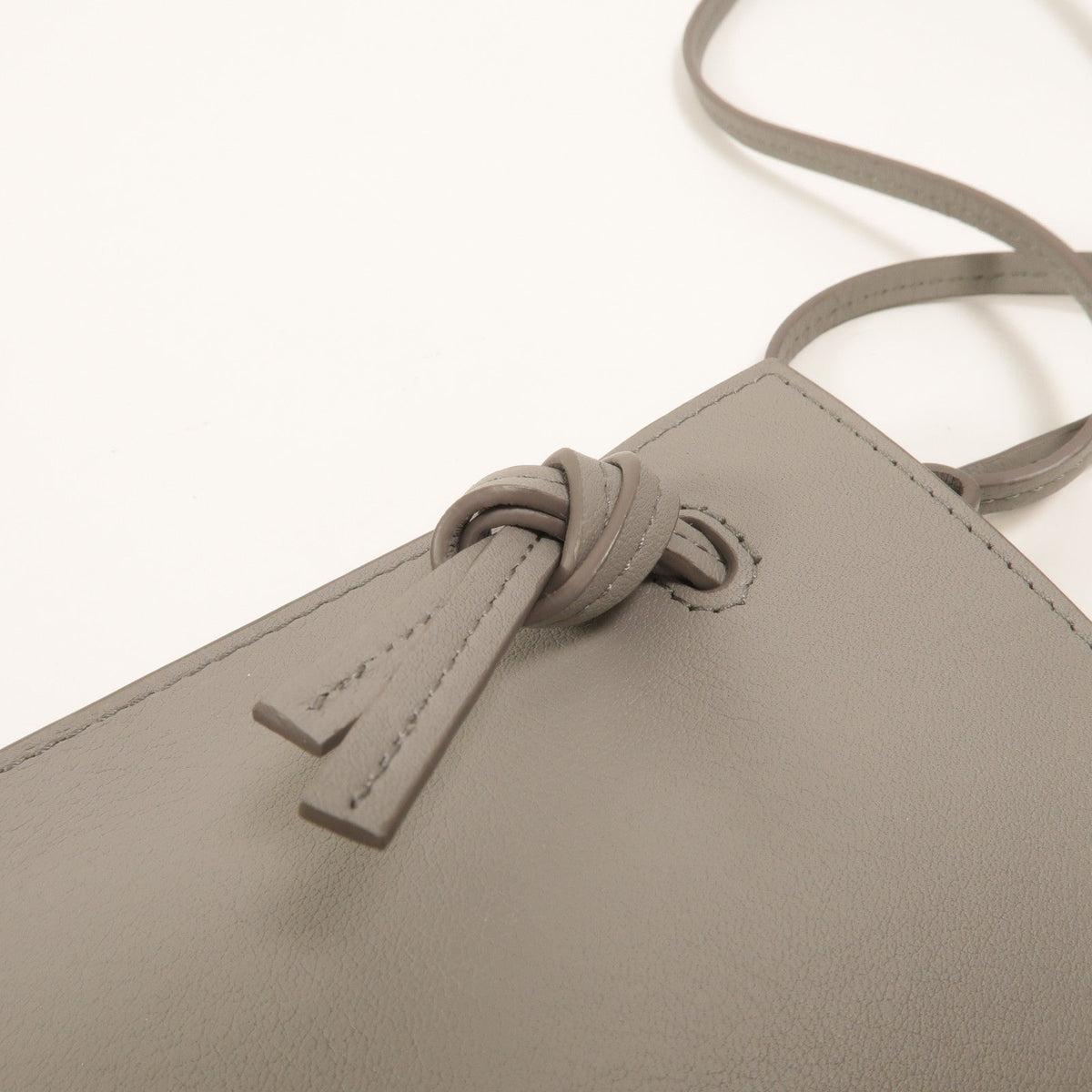 Loewe Dice Pocker · Calfskin Shoulder Bag