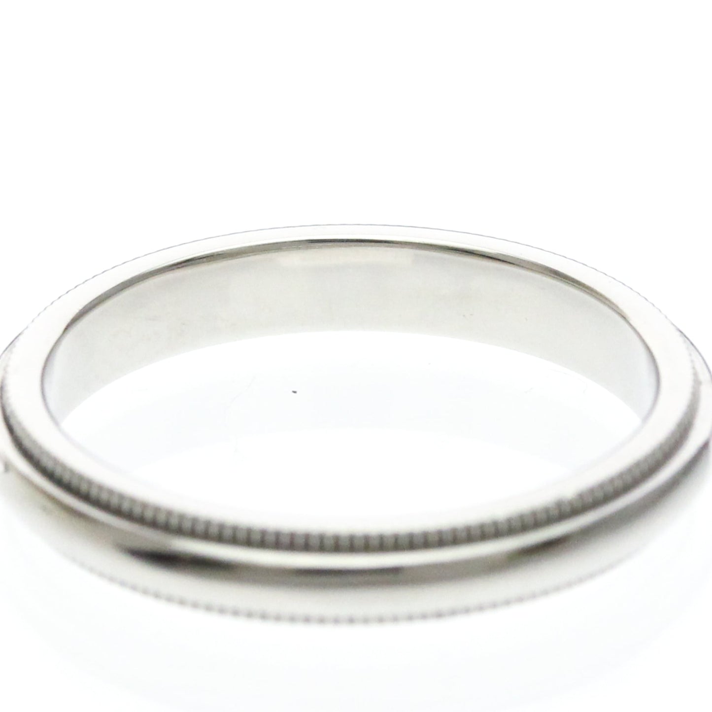 Tiffany Milgrain · Platinum