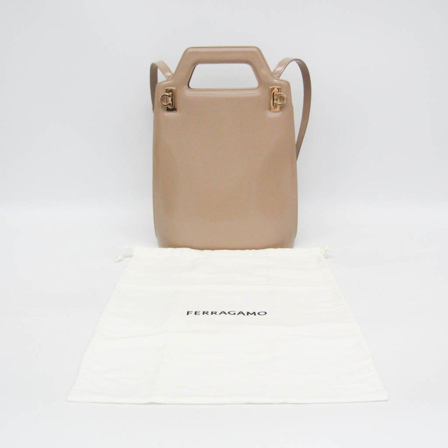 Salvatore Ferragamo Gancini · Leather