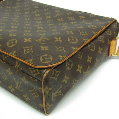 Louis Vuitton Avessess · Monogram