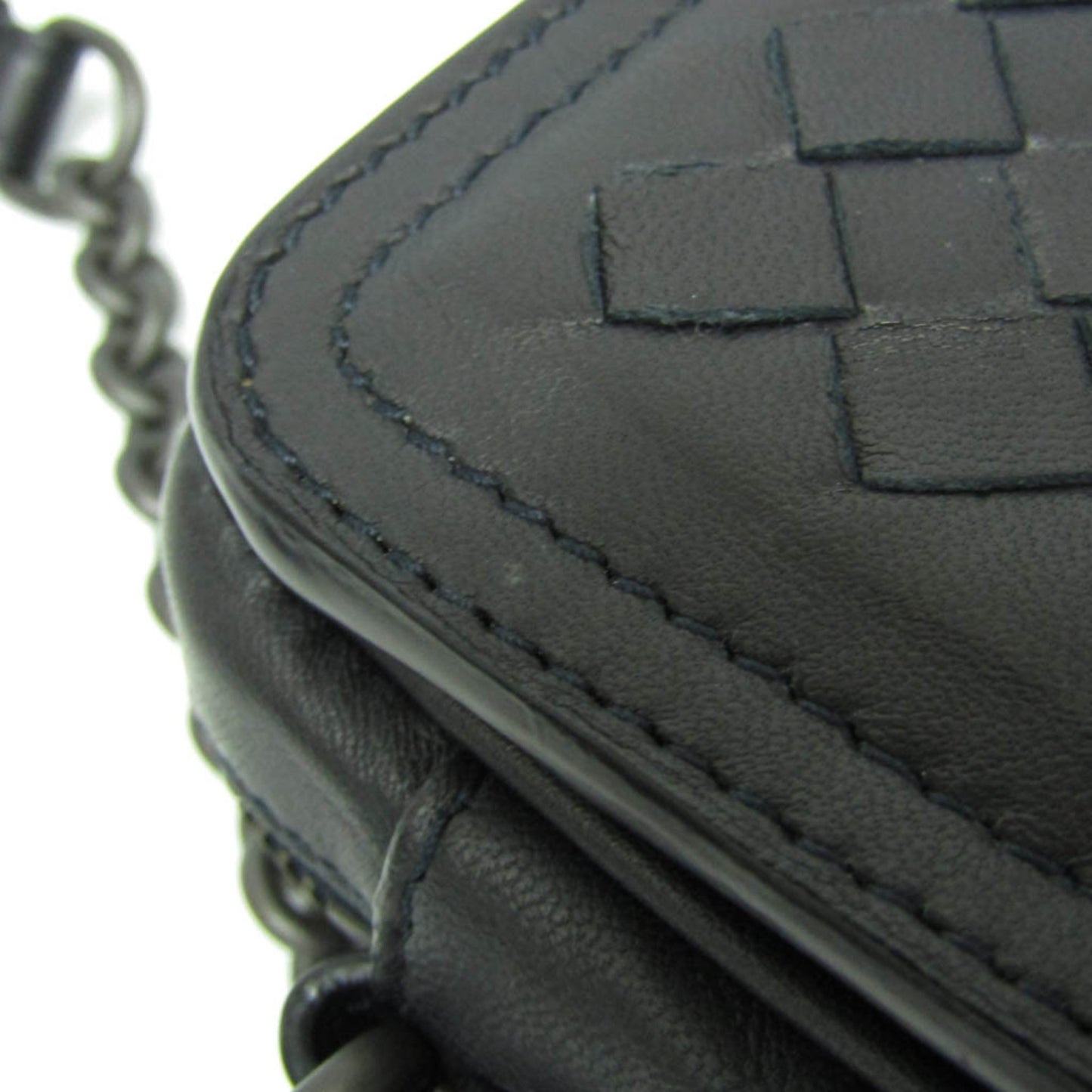 Bottega Veneta Intrecciato · Leather