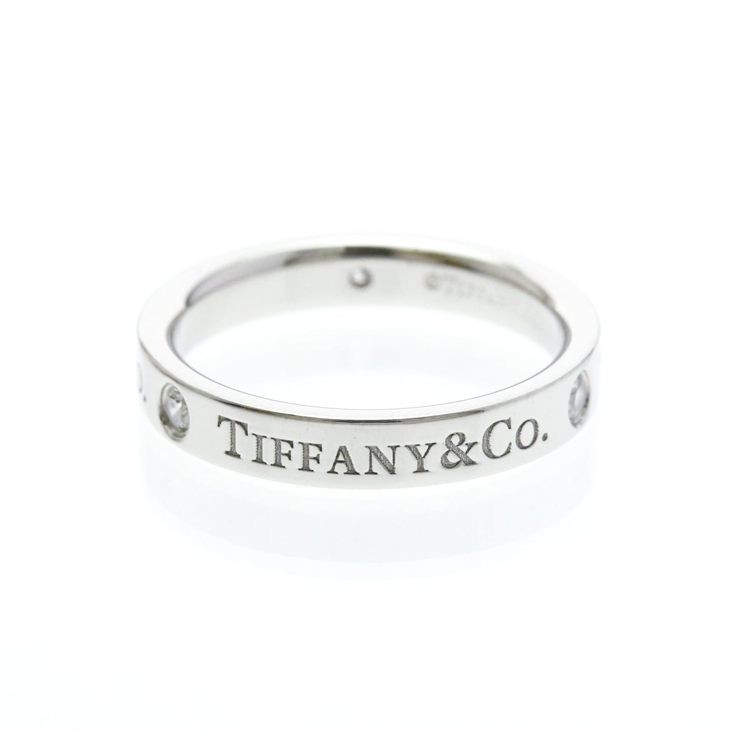 Tiffany Three Diamond · Platinum