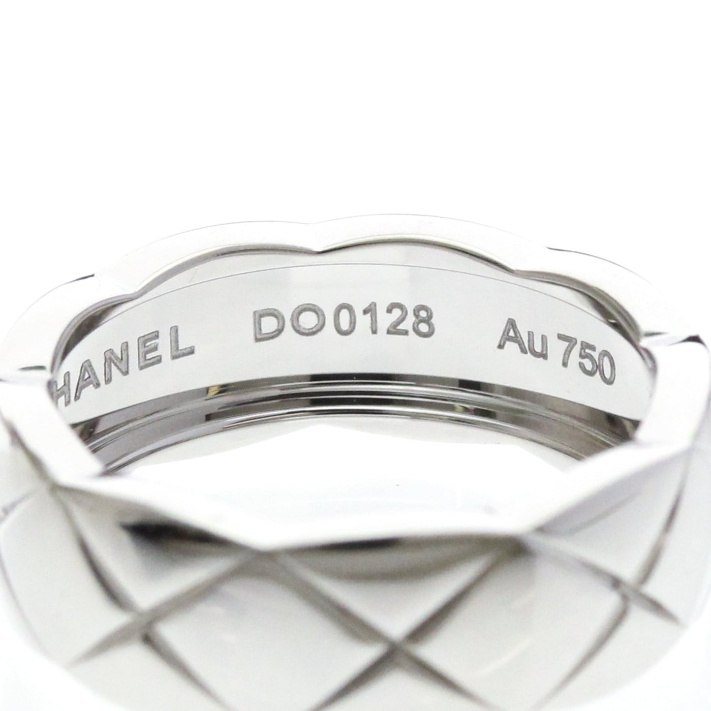 Chanel Coco Crush · 18K White Gold