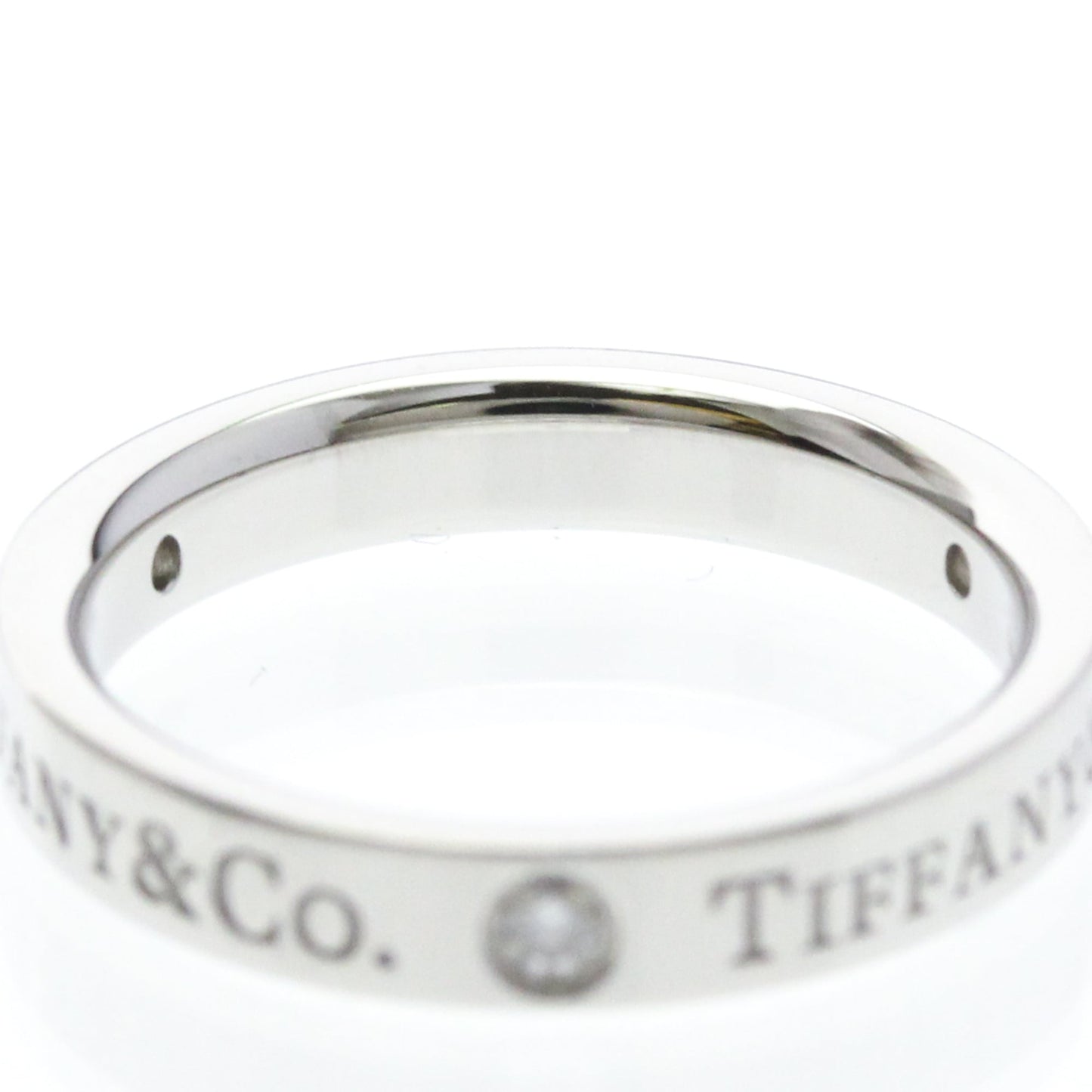 Tiffany Three Diamond · Platinum