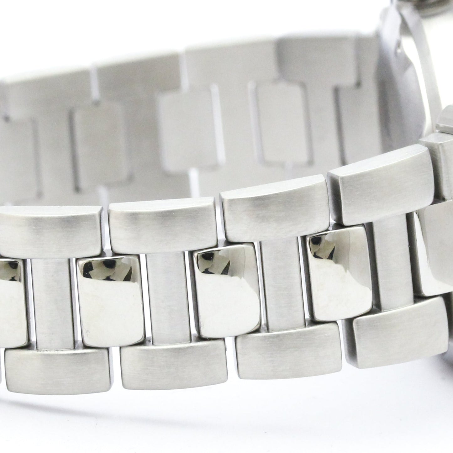 Cartier Pasha 38 · 18K Yellow Gold · Steel