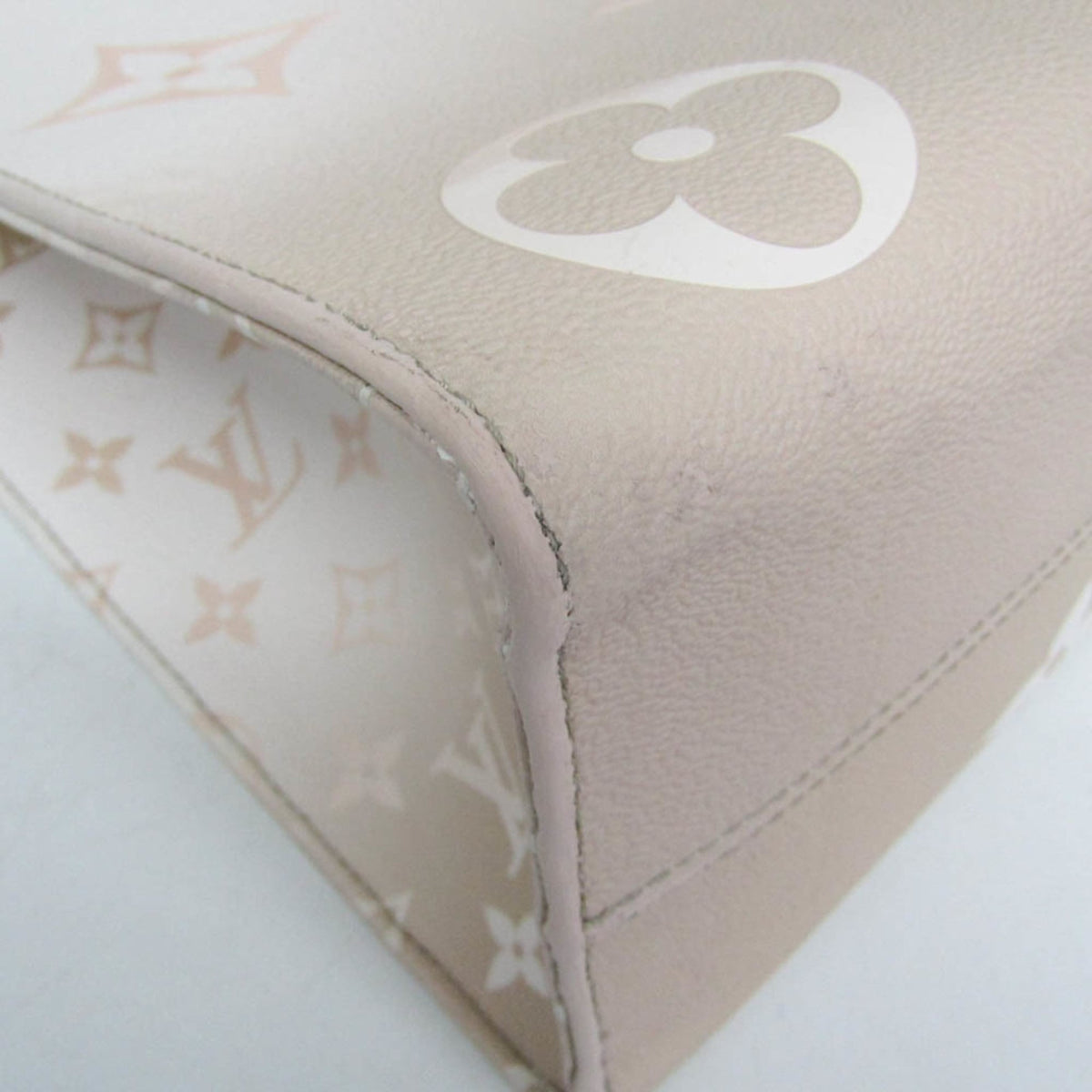 Louis Vuitton Spring In The City On The Go MM