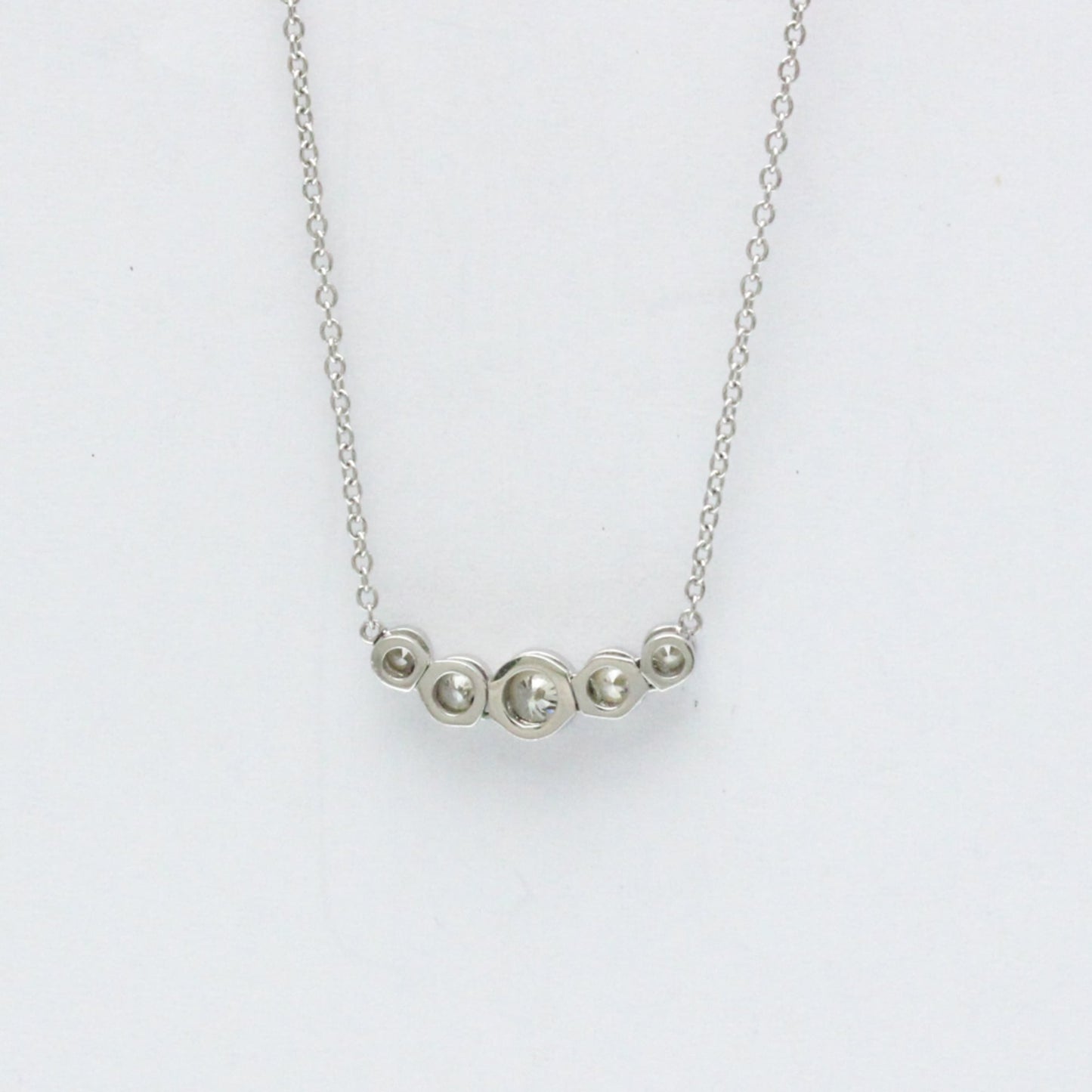 Tiffany Jazz Graduated · Platinum · Diamond