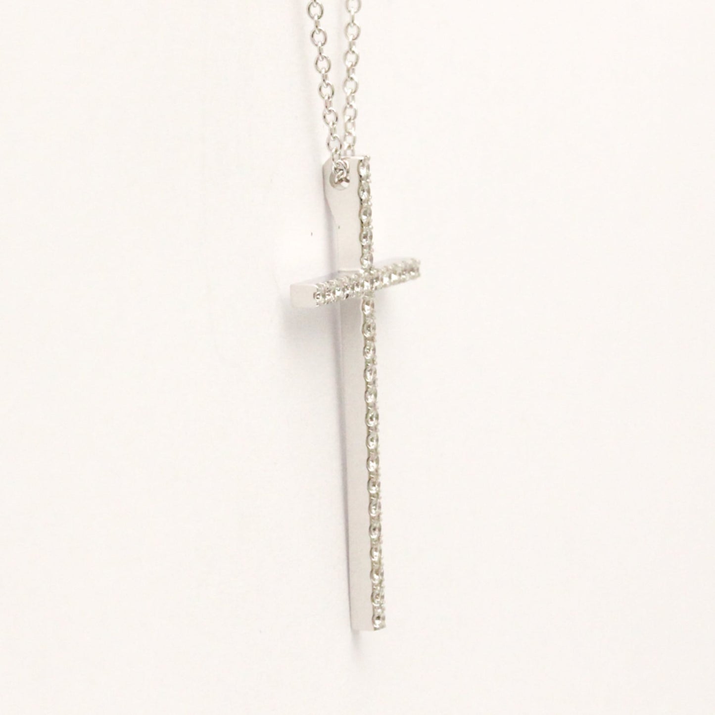 Tiffany Metro · 18K White Gold · Diamond