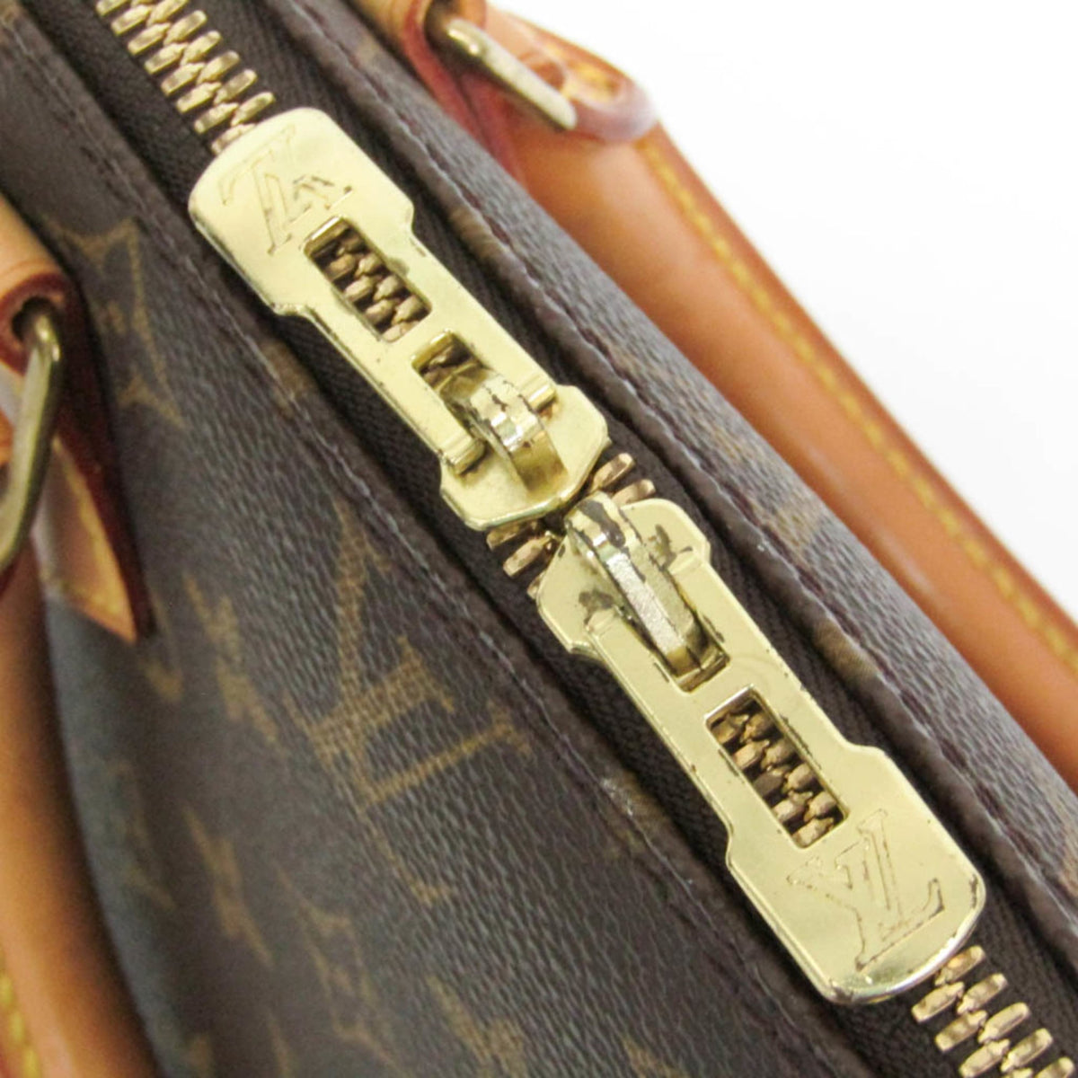 Louis Vuitton Alma · Monogram