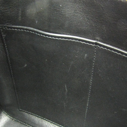 Valentino Garavani Lockstuds · Leather