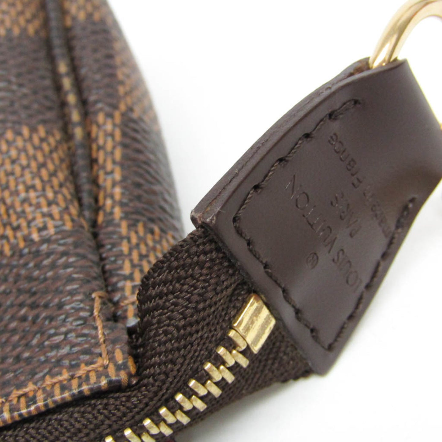 Louis Vuitton Damier Mini Pochette · Ebene