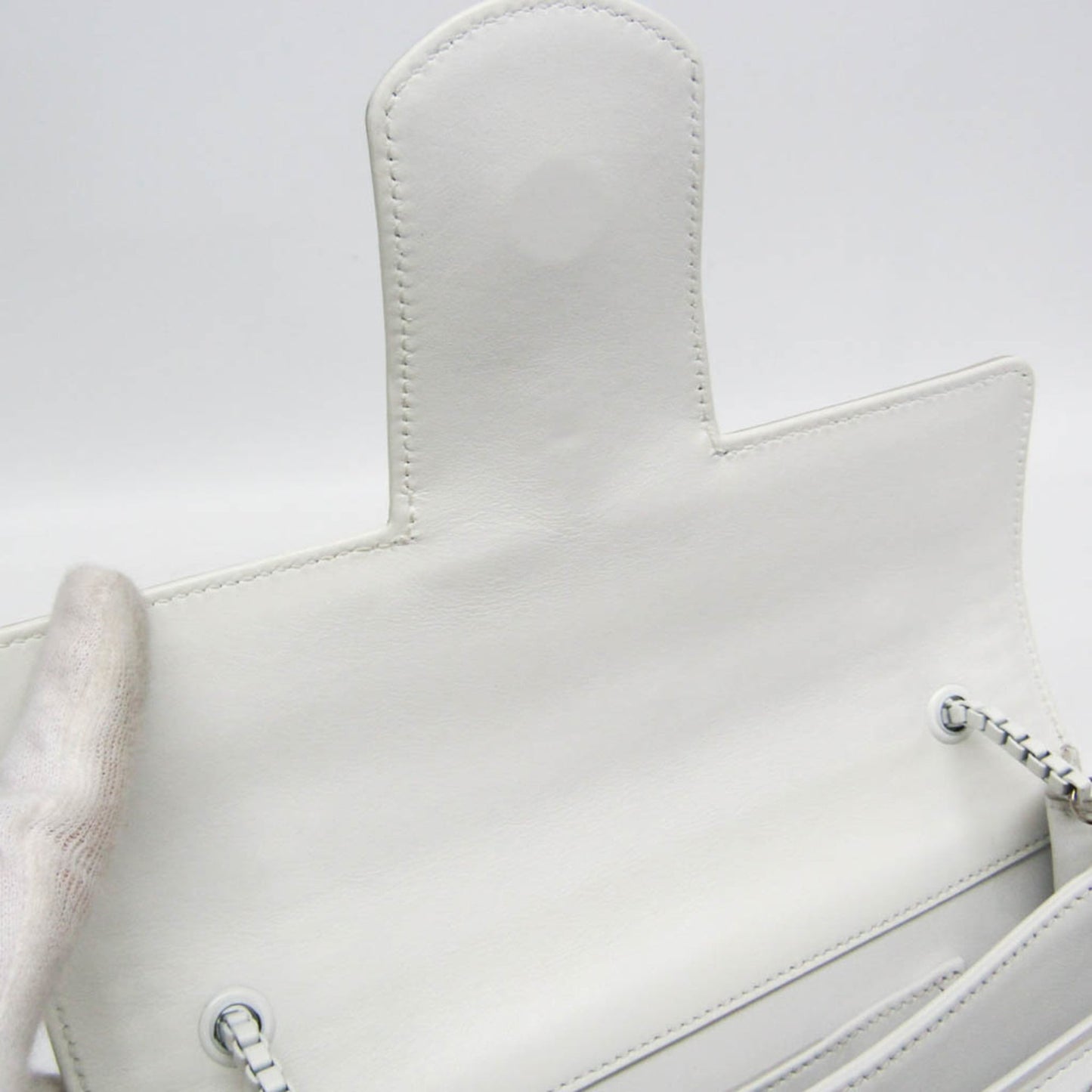 Salvatore Ferragamo Gancini · Leather