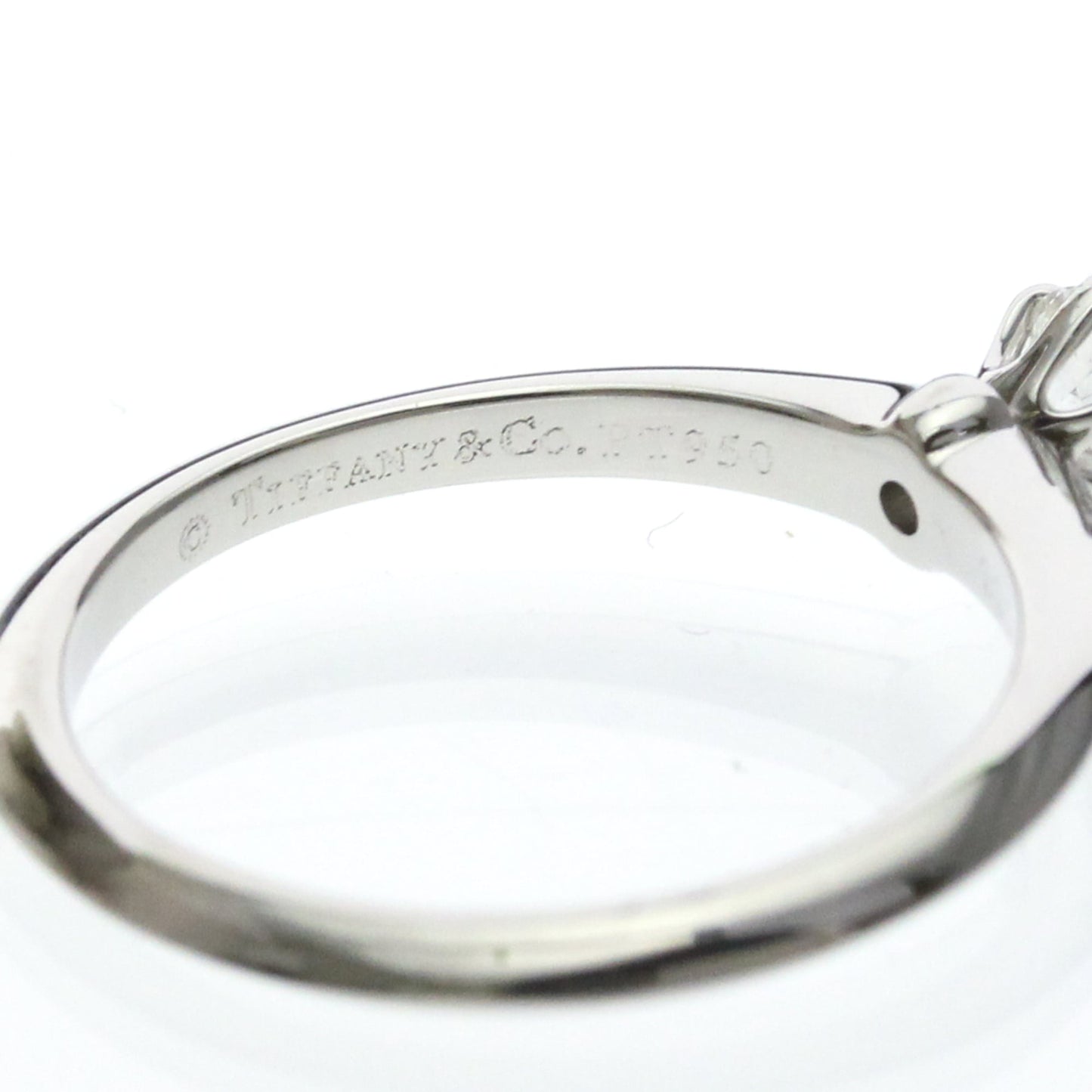 Tiffany Solitaire · Platinum · Diamond