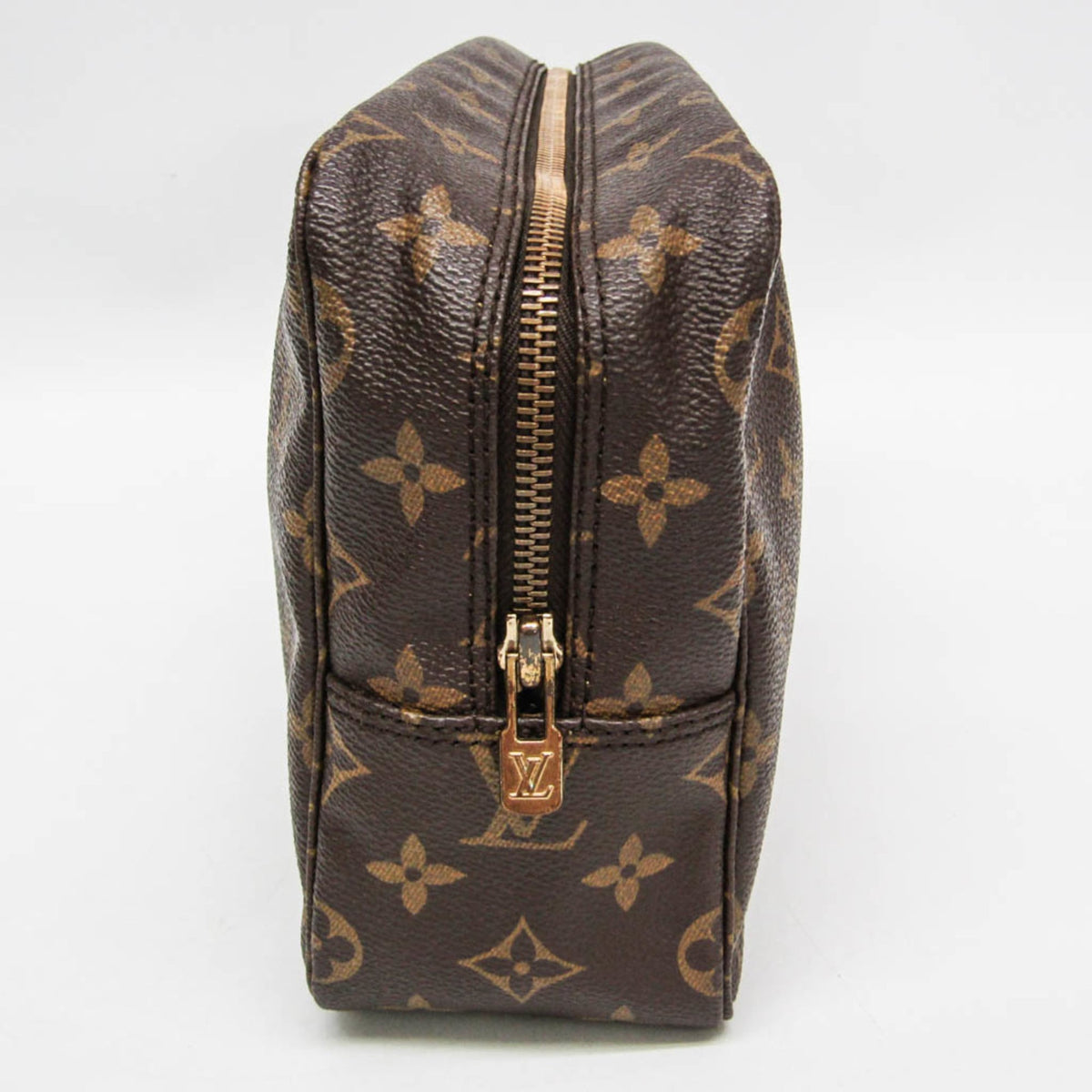 Louis Vuitton Toiletry Pouch 28 · Monogram