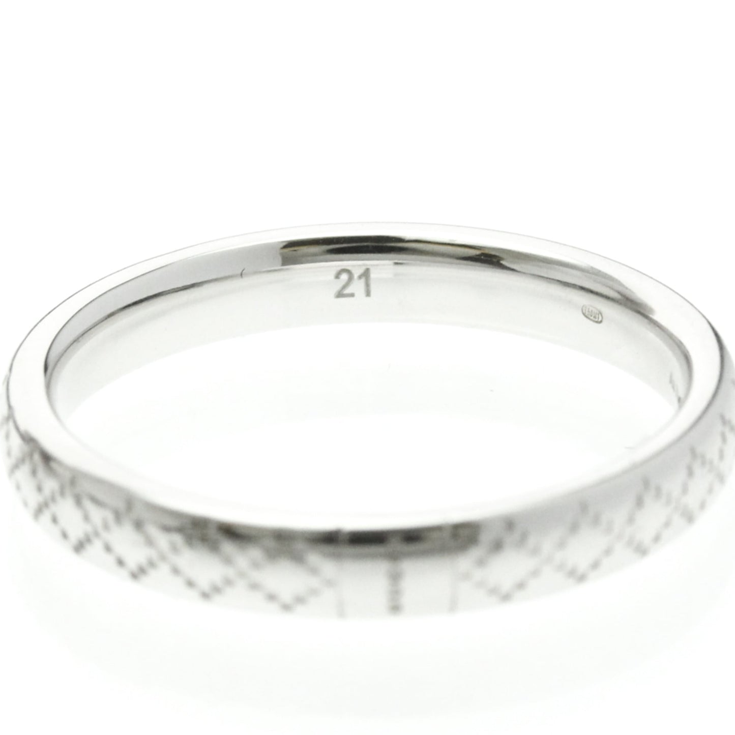 Gucci Diamantissima · 18K White Gold