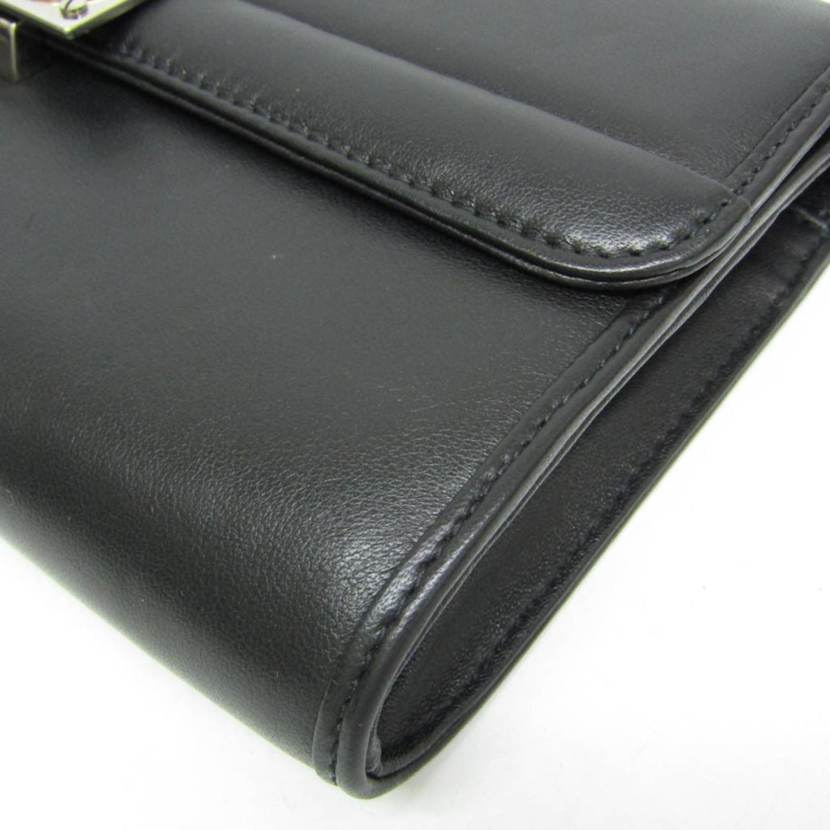 Gucci Interlocking · Leather Clutch