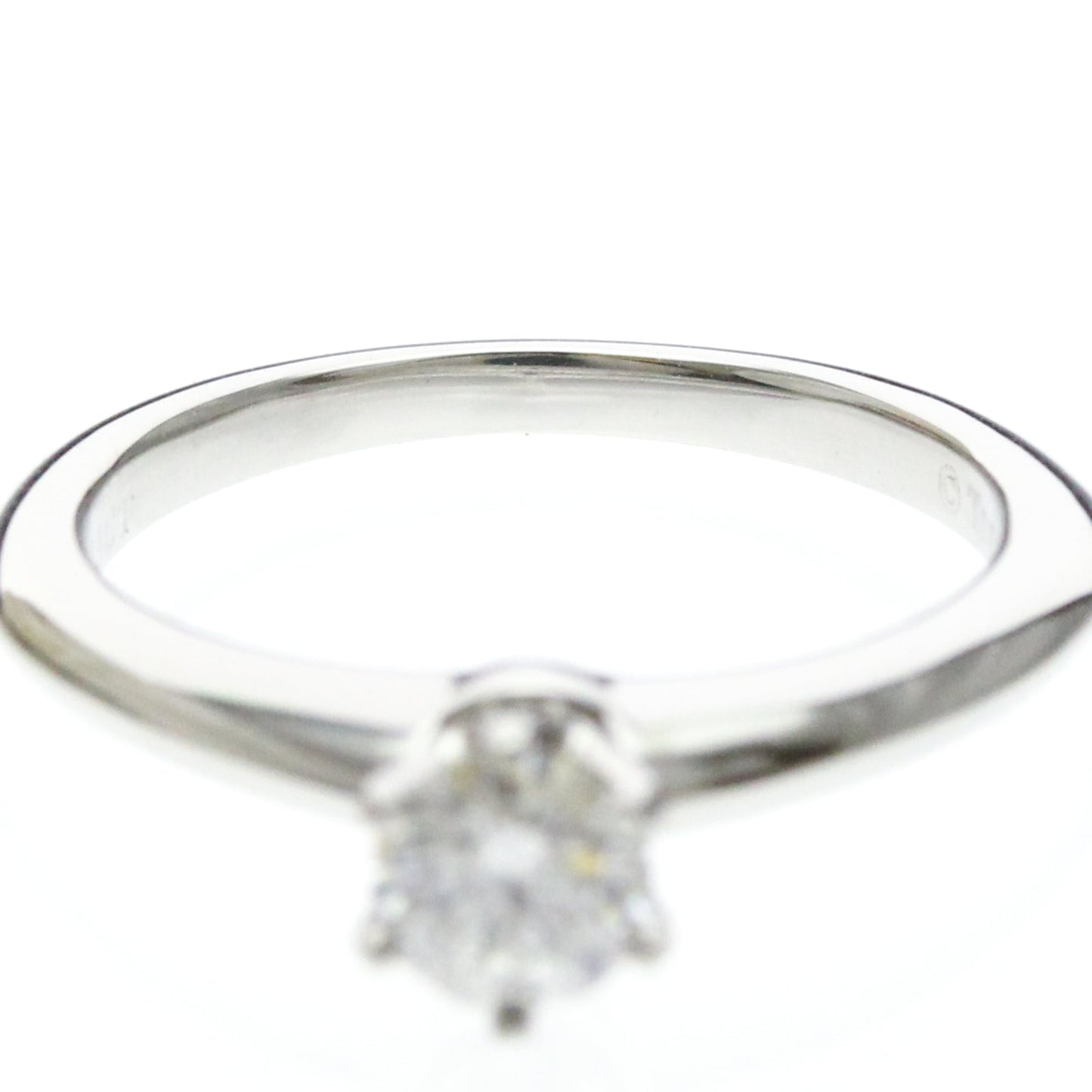 Tiffany Solitaire · Platinum · Diamond