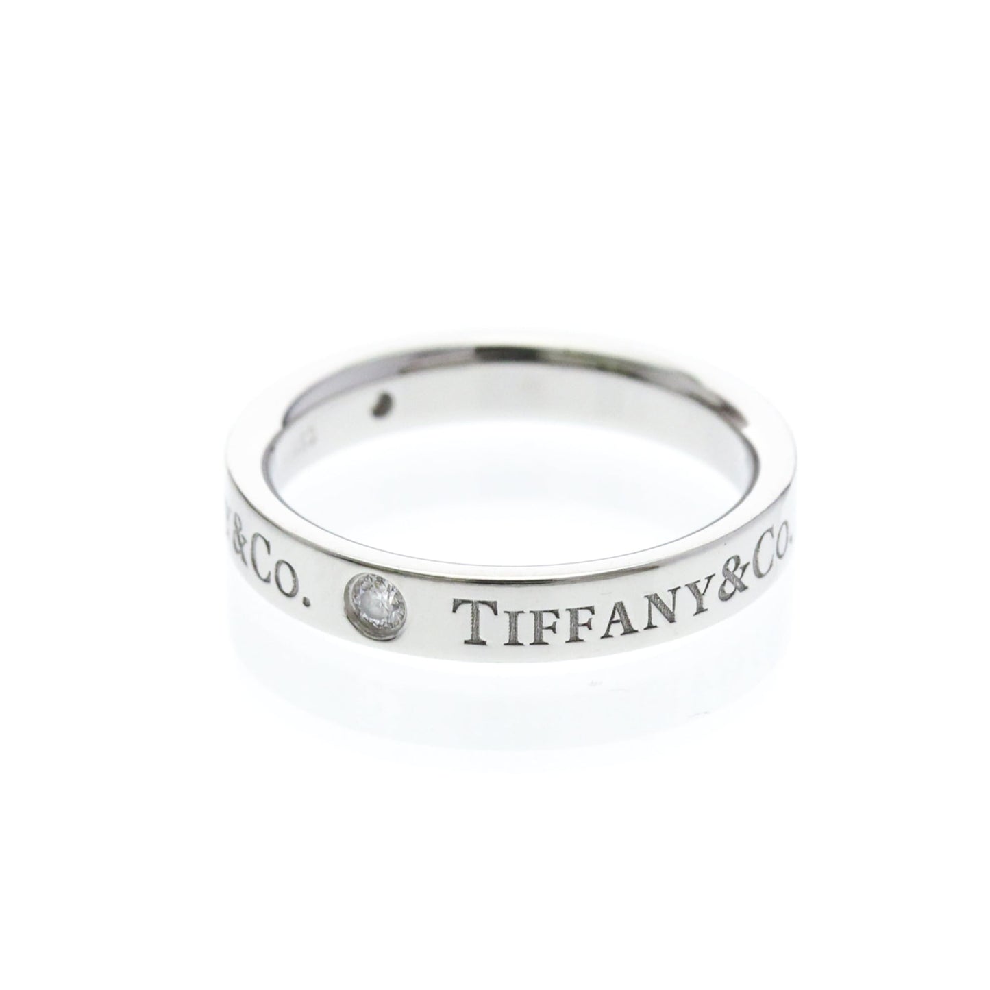 Tiffany Three Diamond · Platinum