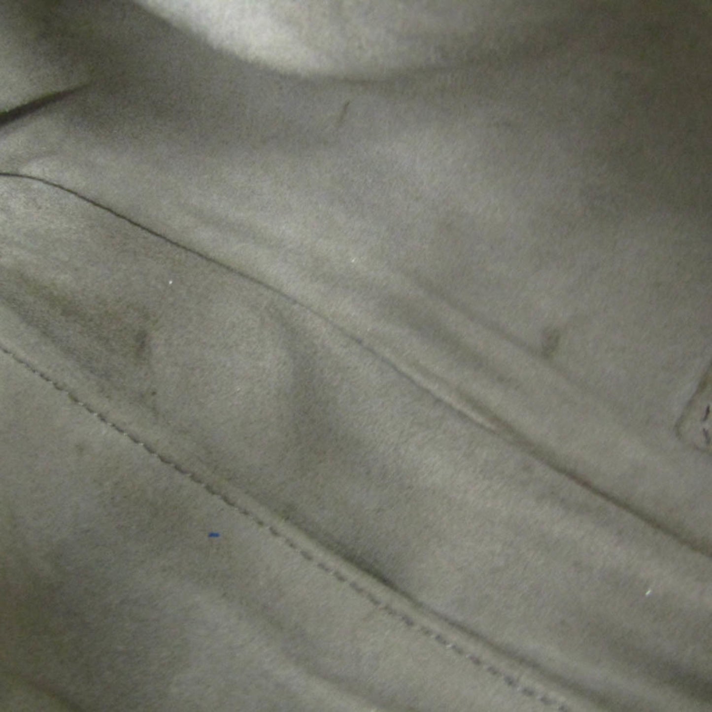 Bottega Veneta Intrecciato · Leather
