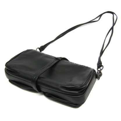 Bottega Veneta Intrecciato · Leather