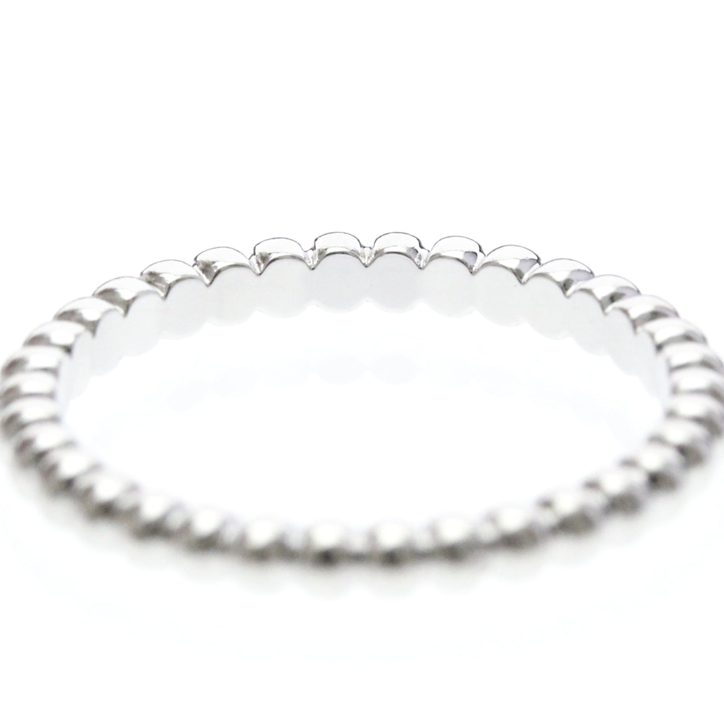 Van Cleef & Arpels Perlee · 18K White Gold