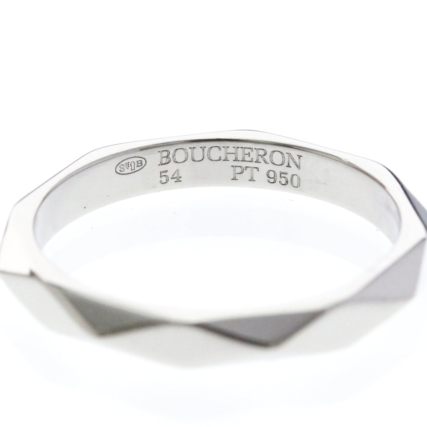 Boucheron Faceted · Platinum