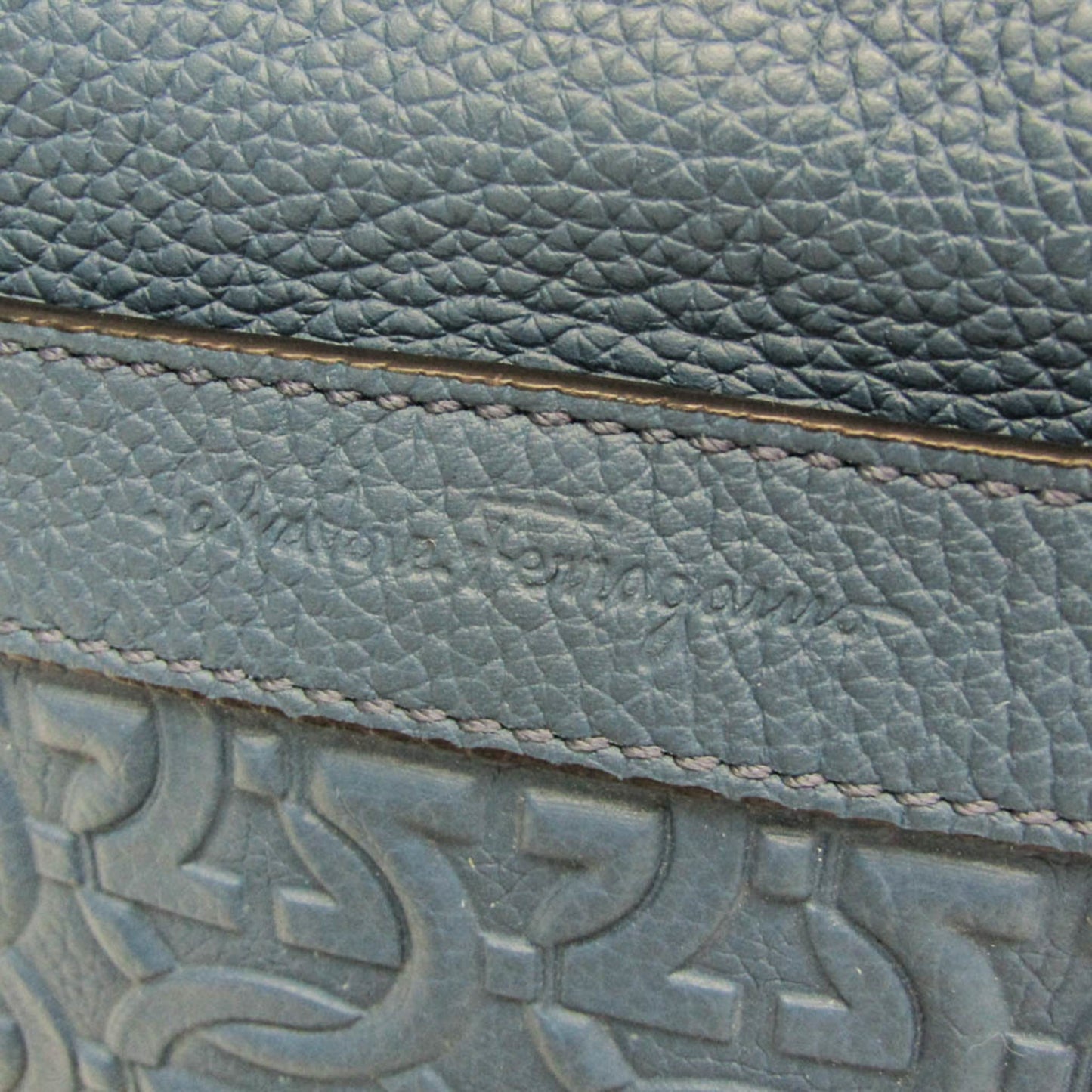 Salvatore Ferragamo Gancini · Leather Clutch