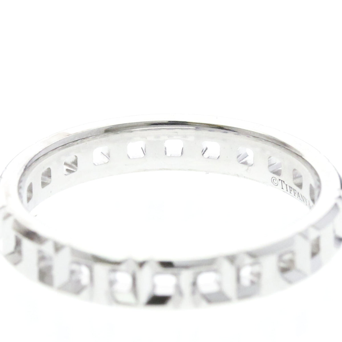 Tiffany T True Narrowing · 18K White Gold · Size 6.5 (EU 56.25)