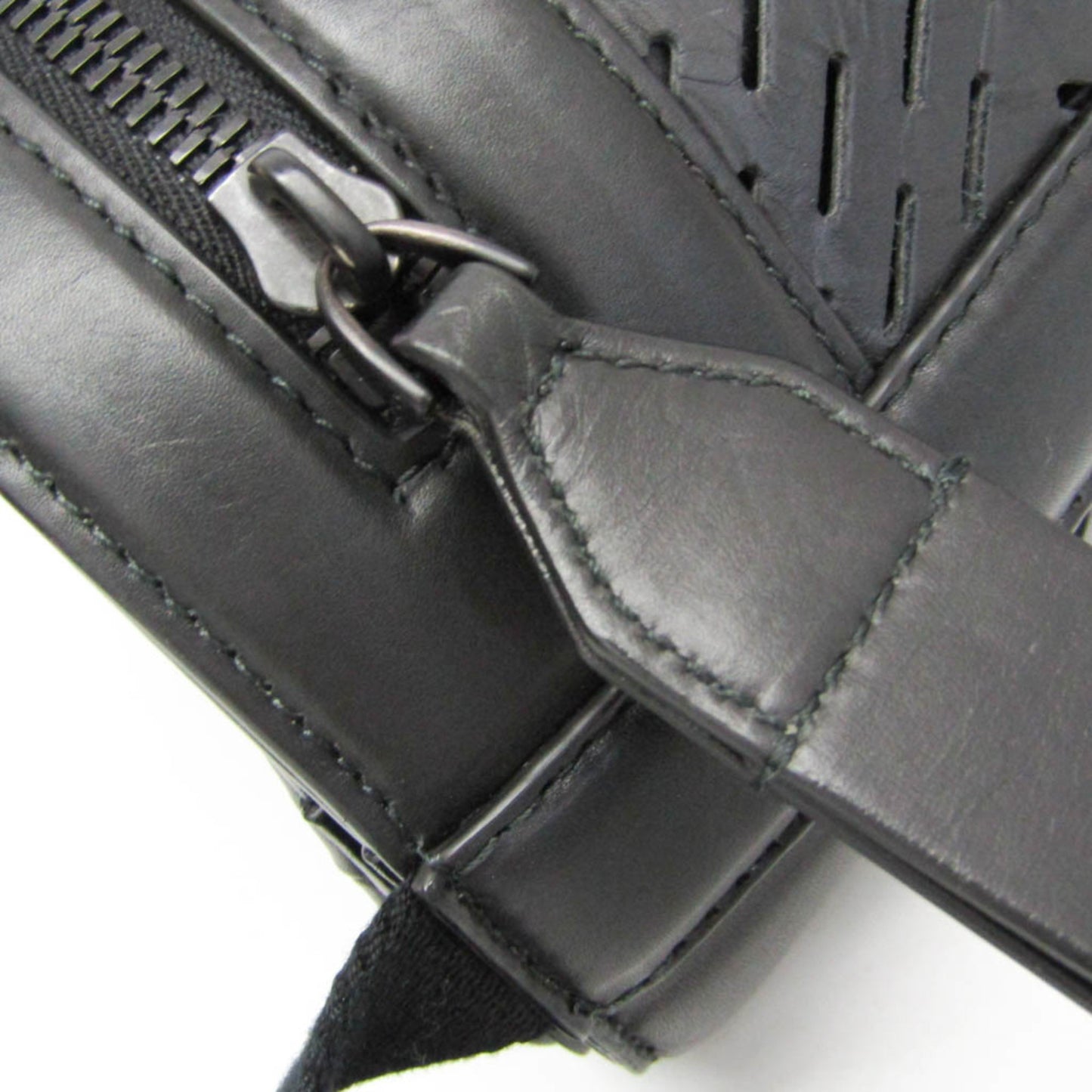 Bottega Veneta Drawstring Bucket · Leather