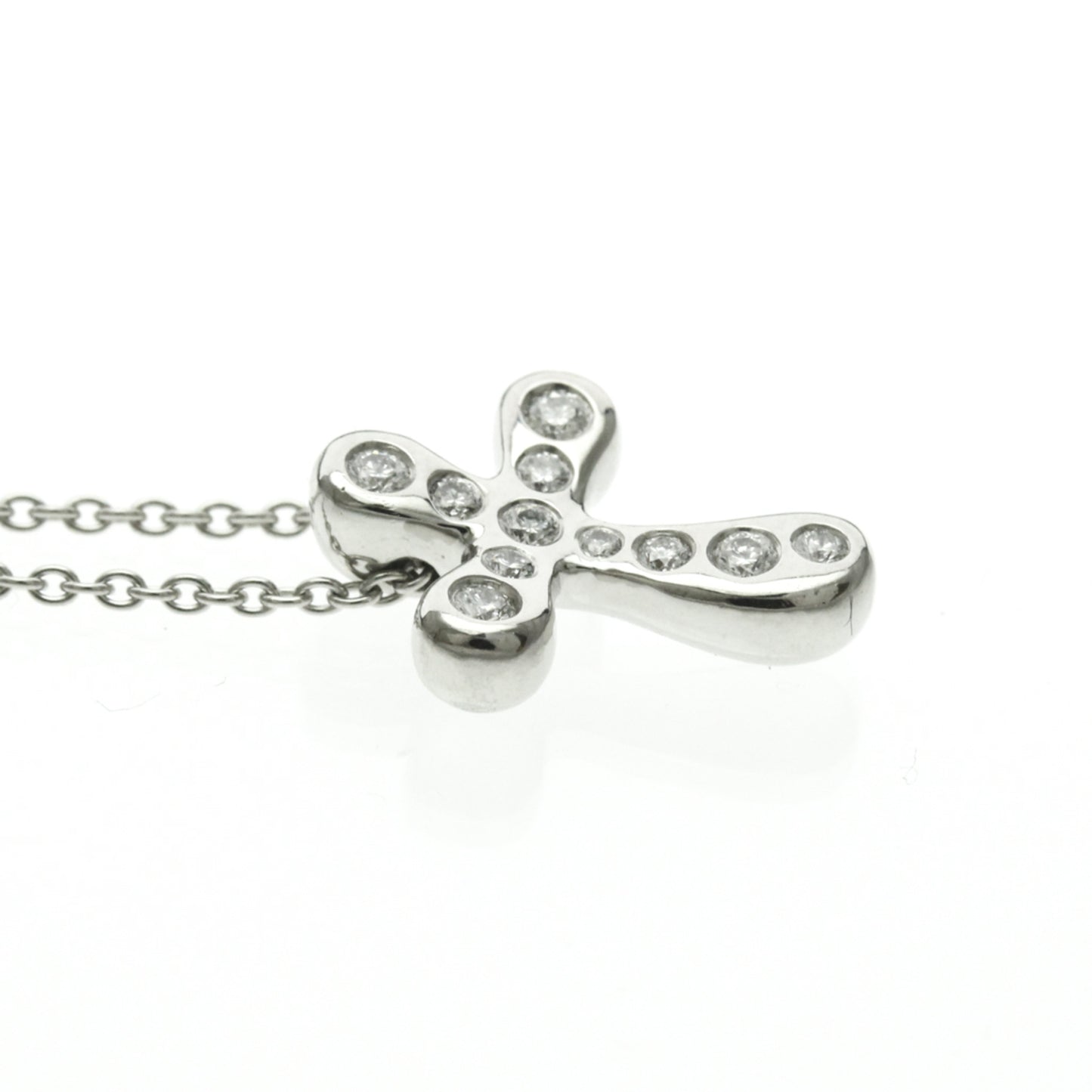 Tiffany Cross Diamond · Platinum
