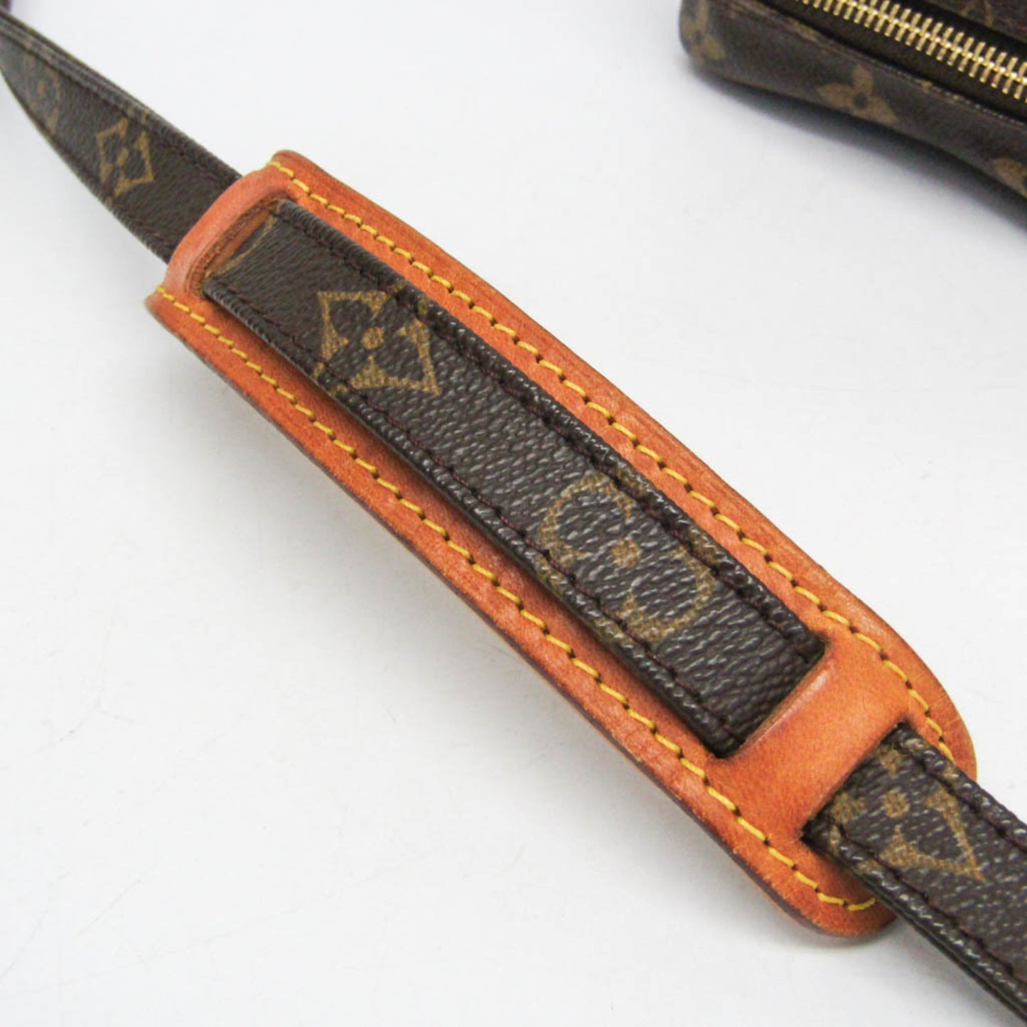 Louis Vuitton Amazone · Monogram