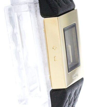 Chanel Matelasse · 18K Yellow Gold