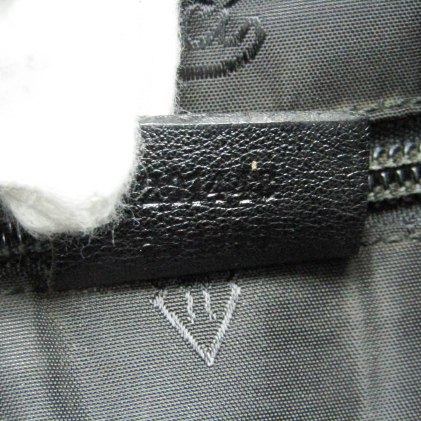 Gucci Guccissima · Embossed Leather