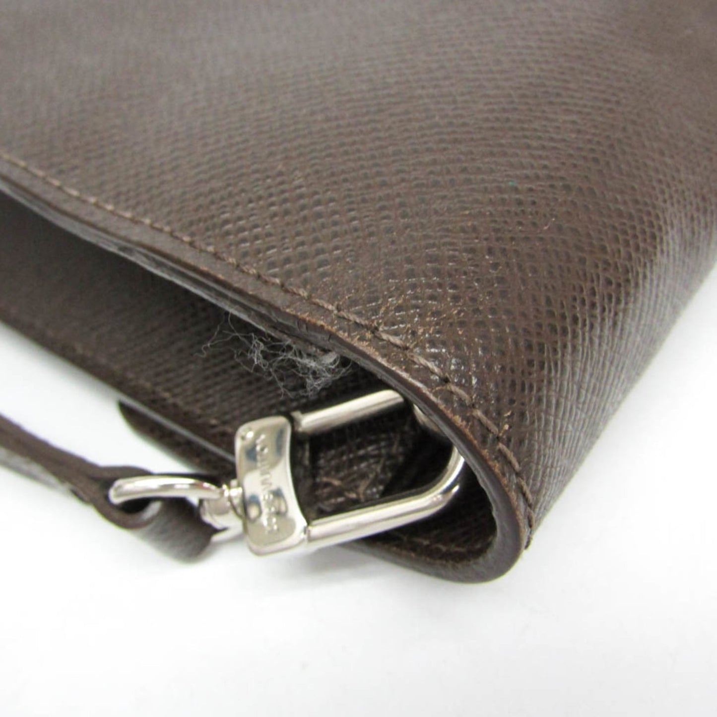 Louis Vuitton Veraia · Taiga Leather