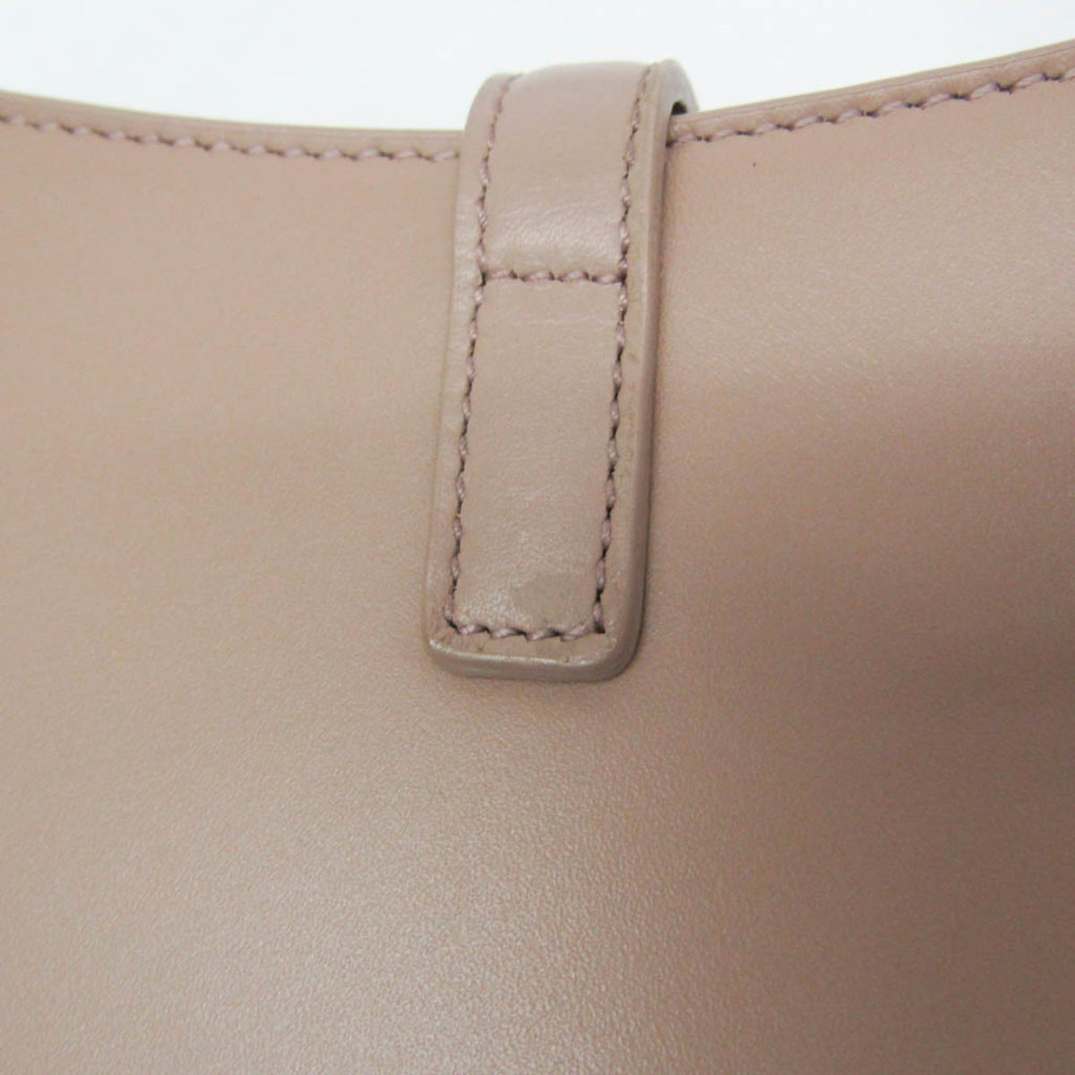 Yves Saint Laurent Le 5 À 7 · Leather