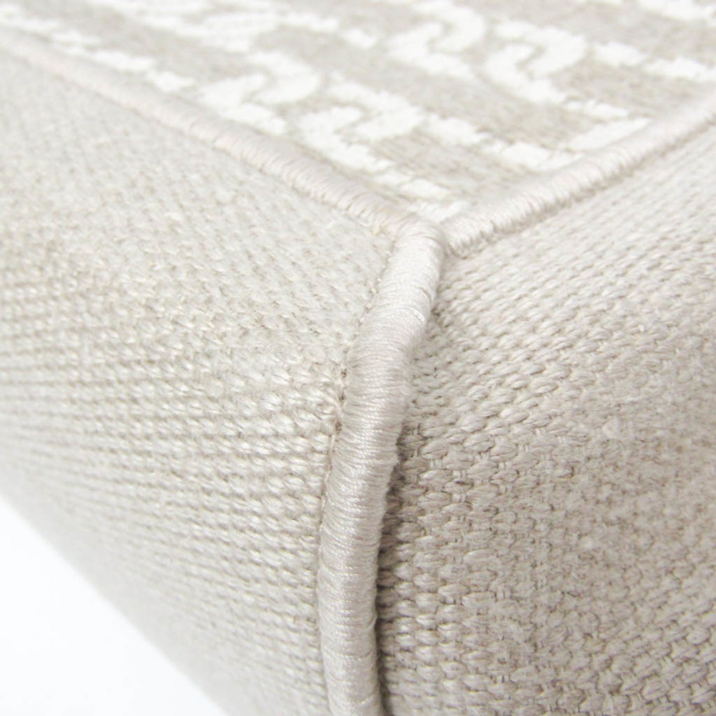 Tod's Double-Handle Shopping Bag · Linen