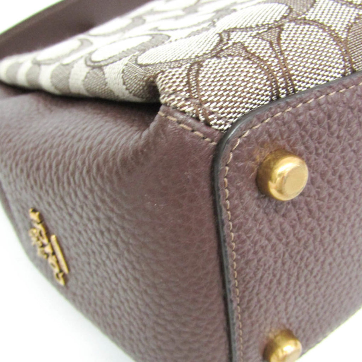 Coach Signature Shay · Crossbody