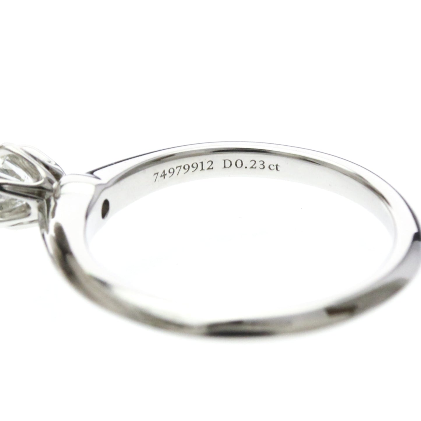 Tiffany Solitaire · Diamond · Platinum