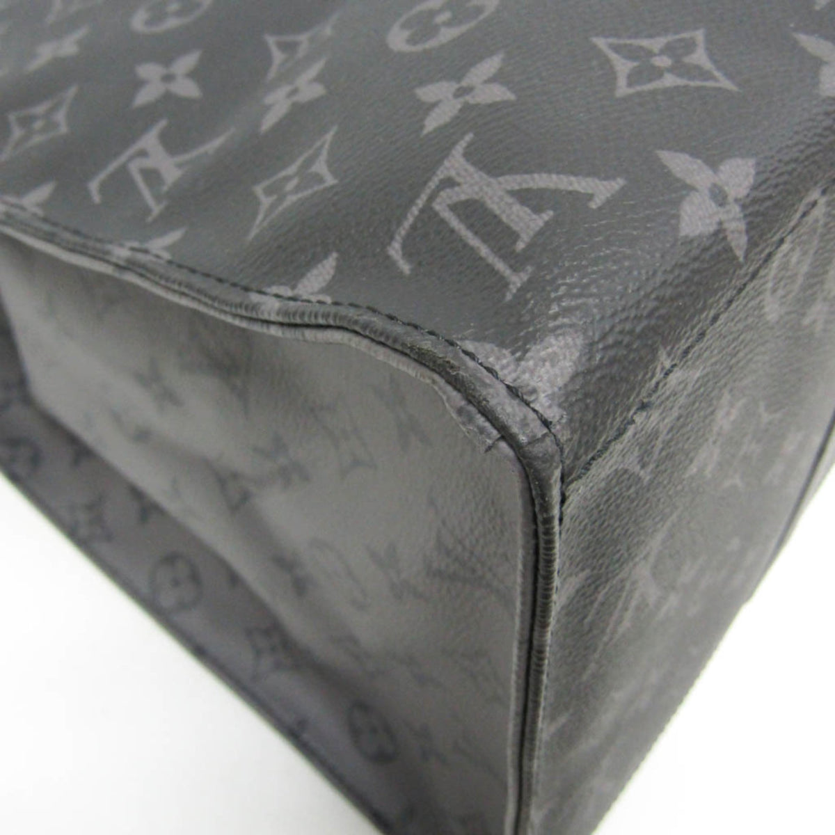 Louis Vuitton Monogram Eclipse · Cabas Zip GM