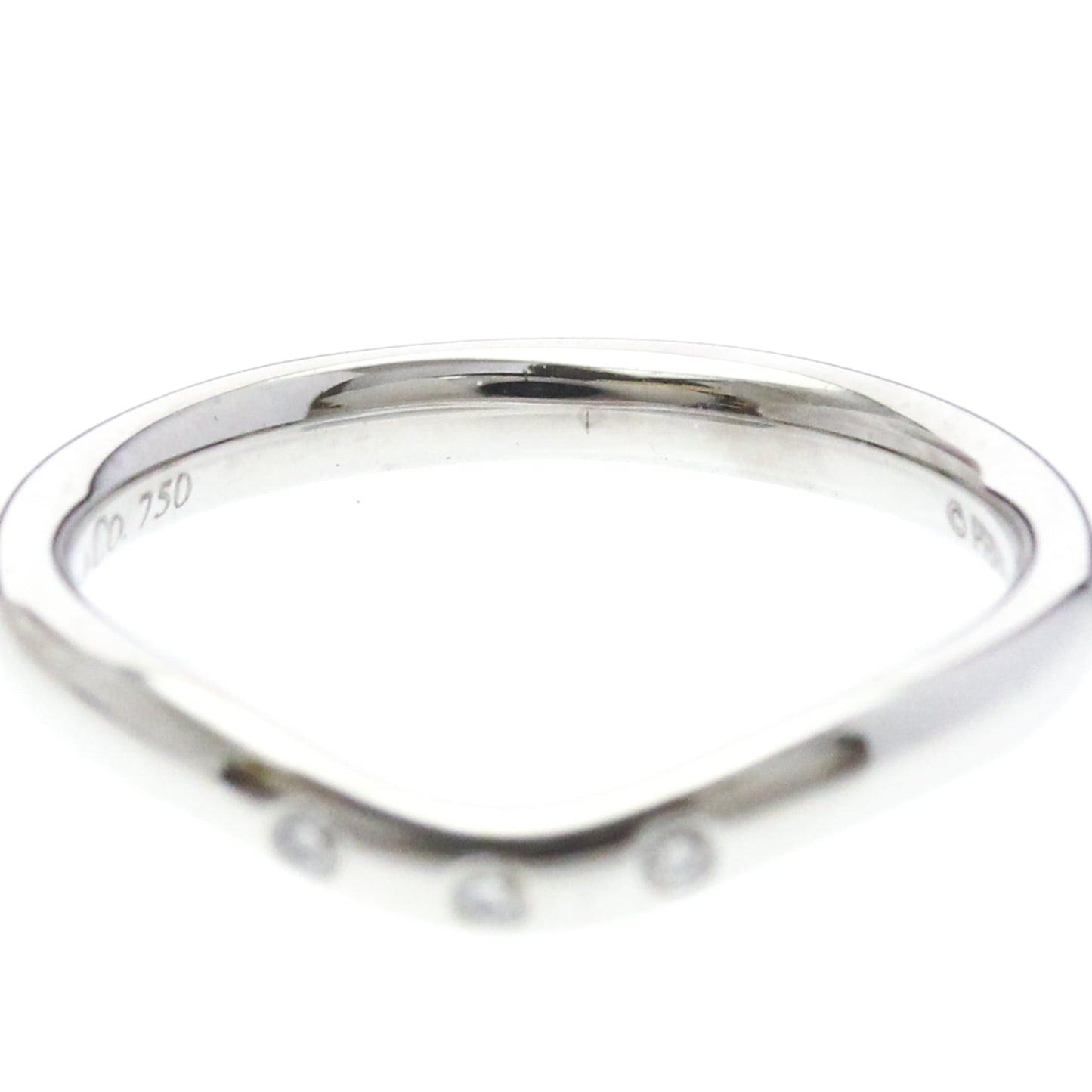 Tiffany Curved Band · Platinum · Diamonds