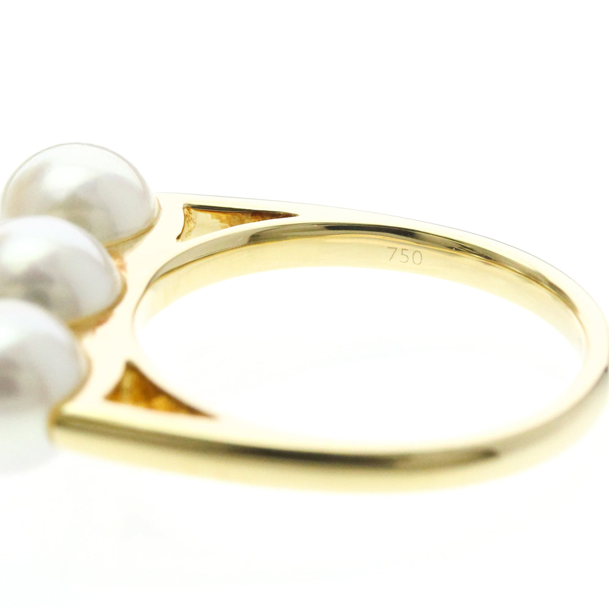 Tasaki Balance Era · 18K Yellow Gold · Pearl
